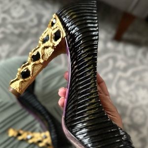 Miu Miu Patent Leather Pumps